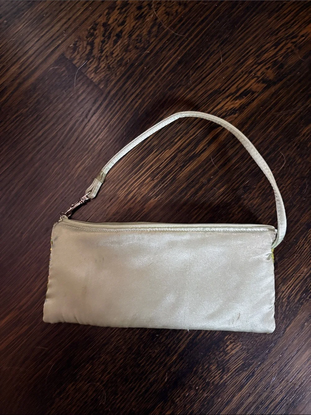 Beaded Swirl Wristlet Clutch in Green and White